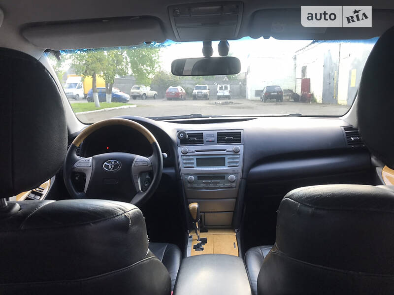 Седан Toyota Camry 2007 в Киеве