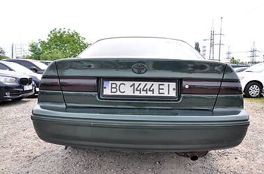 Седан Toyota Camry 1998 в Львове
