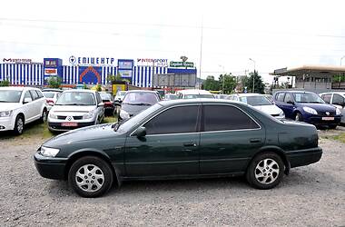 Седан Toyota Camry 1998 в Львове