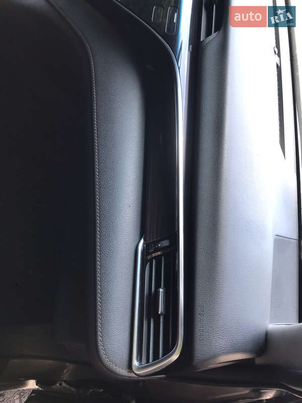 Седан Toyota Camry 2018 в Кривому Розі