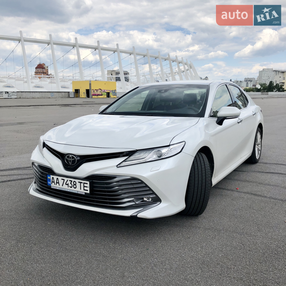 2018 Toyota Camry - мініатюра 13