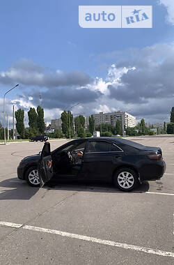 Седан Toyota Camry 2008 в Кременчуге