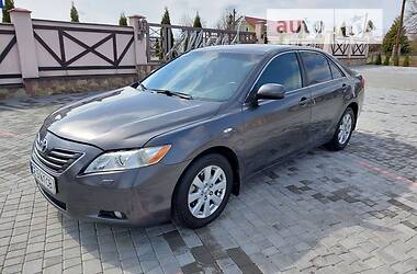 Седан Toyota Camry 2007 в Черновцах