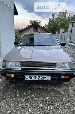 Седан Toyota Camry 1986 в Черновцах