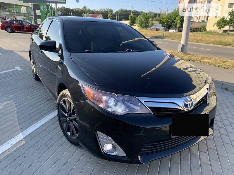 Седан Toyota Camry 2012 в Виннице