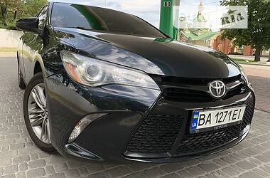 Седан Toyota Camry 2015 в Днепре