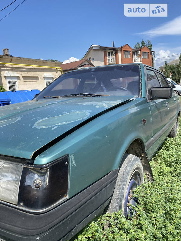 Хэтчбек Toyota Camry 1983 в Одессе