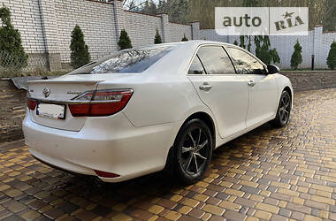 Седан Toyota Camry 2015 в 