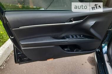 Седан Toyota Camry 2019 в 