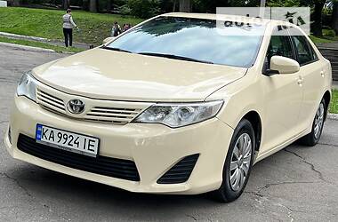 Седан Toyota Camry 2015 в Кам'янському