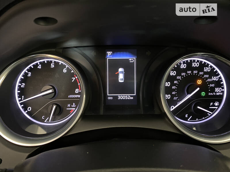 Седан Toyota Camry 2020 в Николаеве