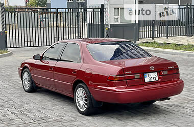 Седан Toyota Camry 1999 в Одесі