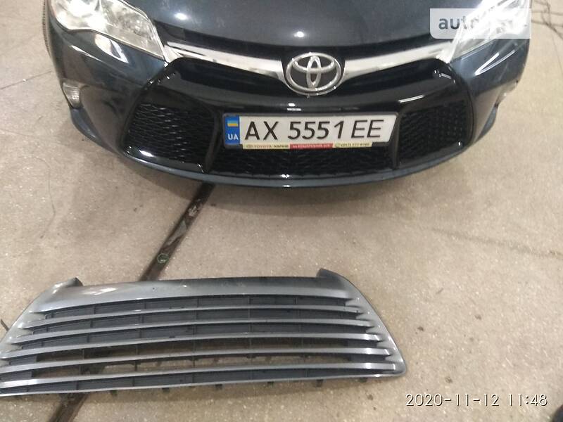 Седан Toyota Camry 2016 в Харкові