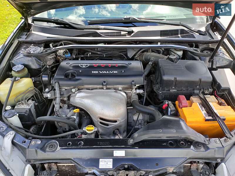 Седан Toyota Camry 2005 в Броварах