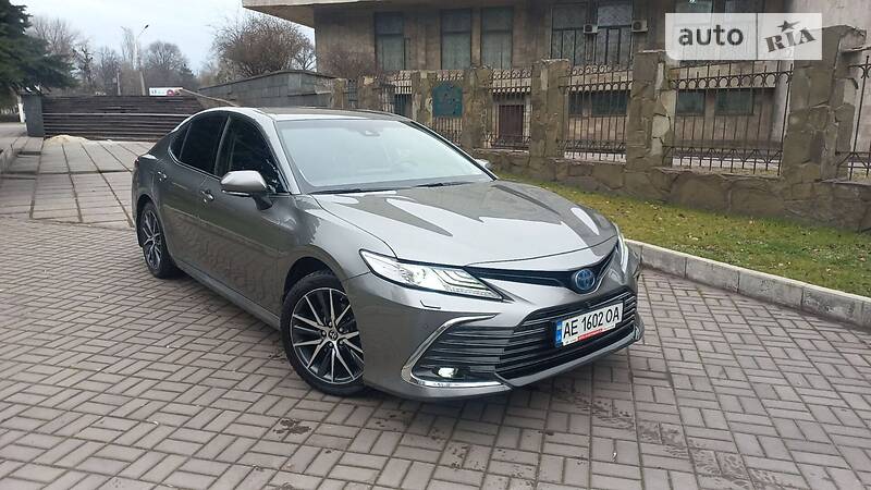 Седан Toyota Camry 2021 в Каменском