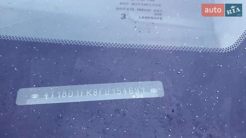 Седан Toyota Camry 2015 в Харкові