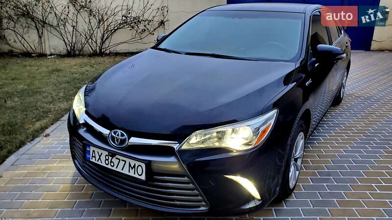 Toyota Camry 2015