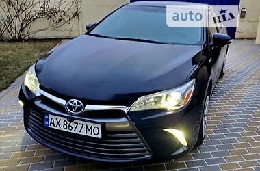 Седан Toyota Camry 2015 в Харькове