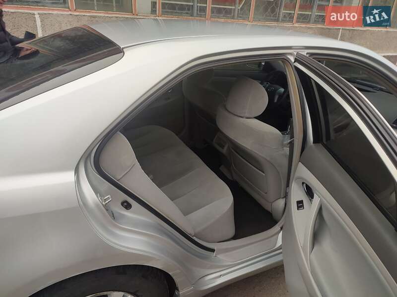 Седан Toyota Camry 2006 в Первомайске