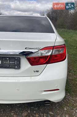 Седан Toyota Camry 2011 в 
