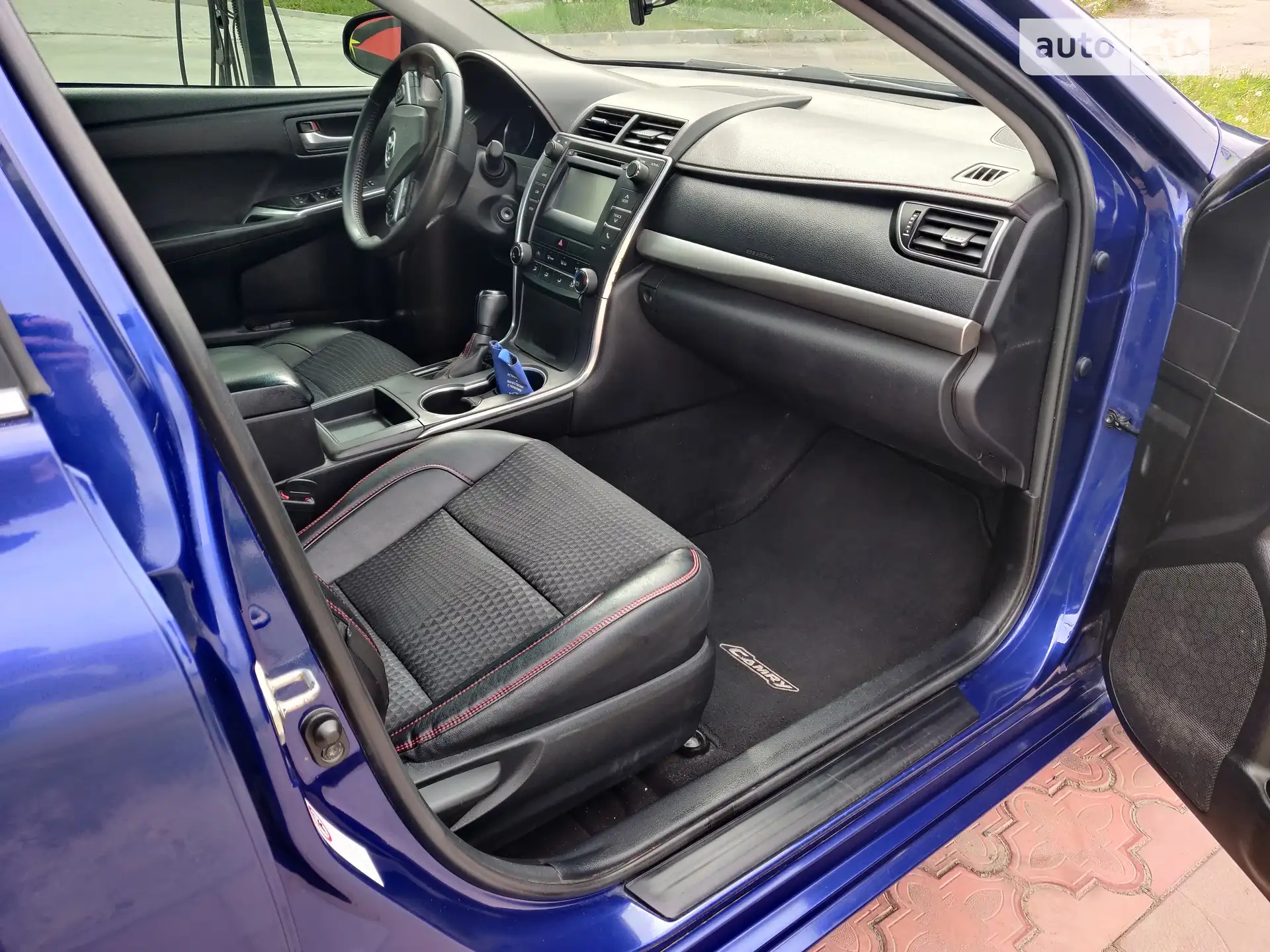 2014 Toyota Camry - мініатюра 23