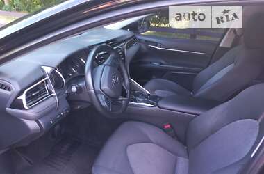 Седан Toyota Camry 2018 в 