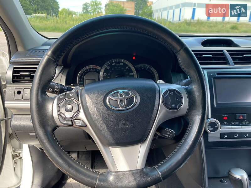Седан Toyota Camry 2013 в Полтаві фото 4 Седан Toyota Camry 2013 в Полтаві