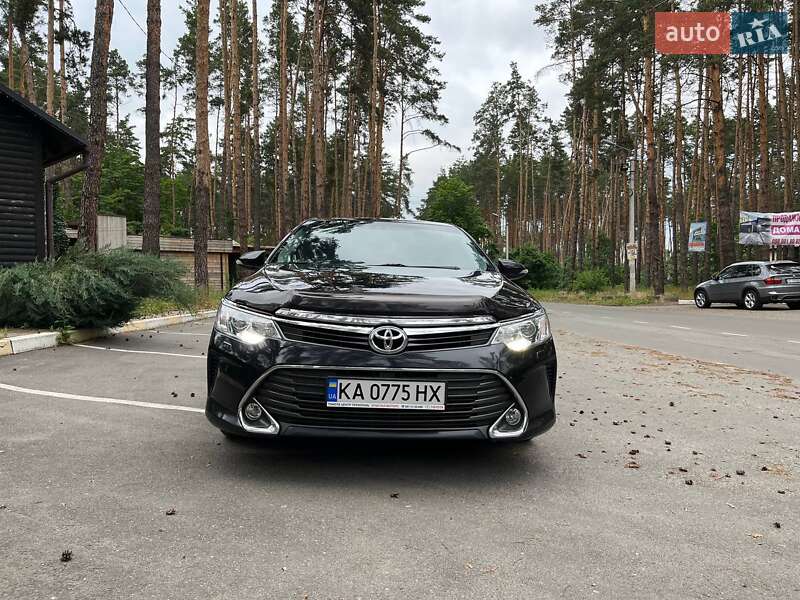 Седан Toyota Camry 2014 в Киеве фото 11 Седан Toyota Camry 2014 в Киеве