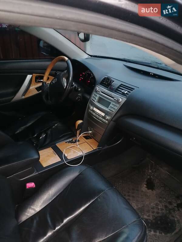 Седан Toyota Camry 2006 в Житомирі