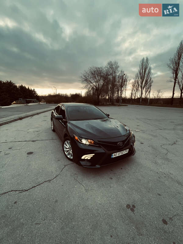 Toyota Camry 2018