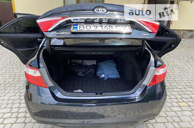 Седан Toyota Camry 2015 в 