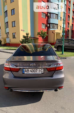 Седан Toyota Camry 2017 в 