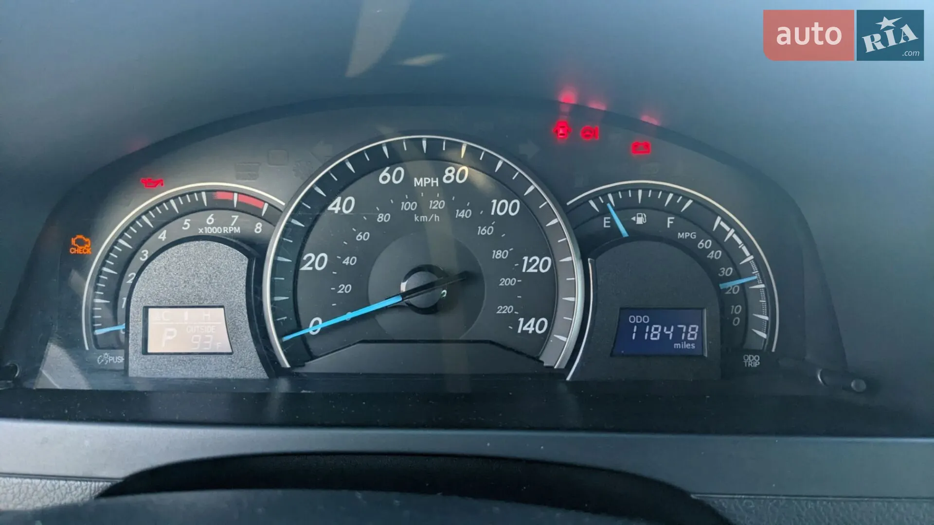 2012 Toyota Camry - фото 1