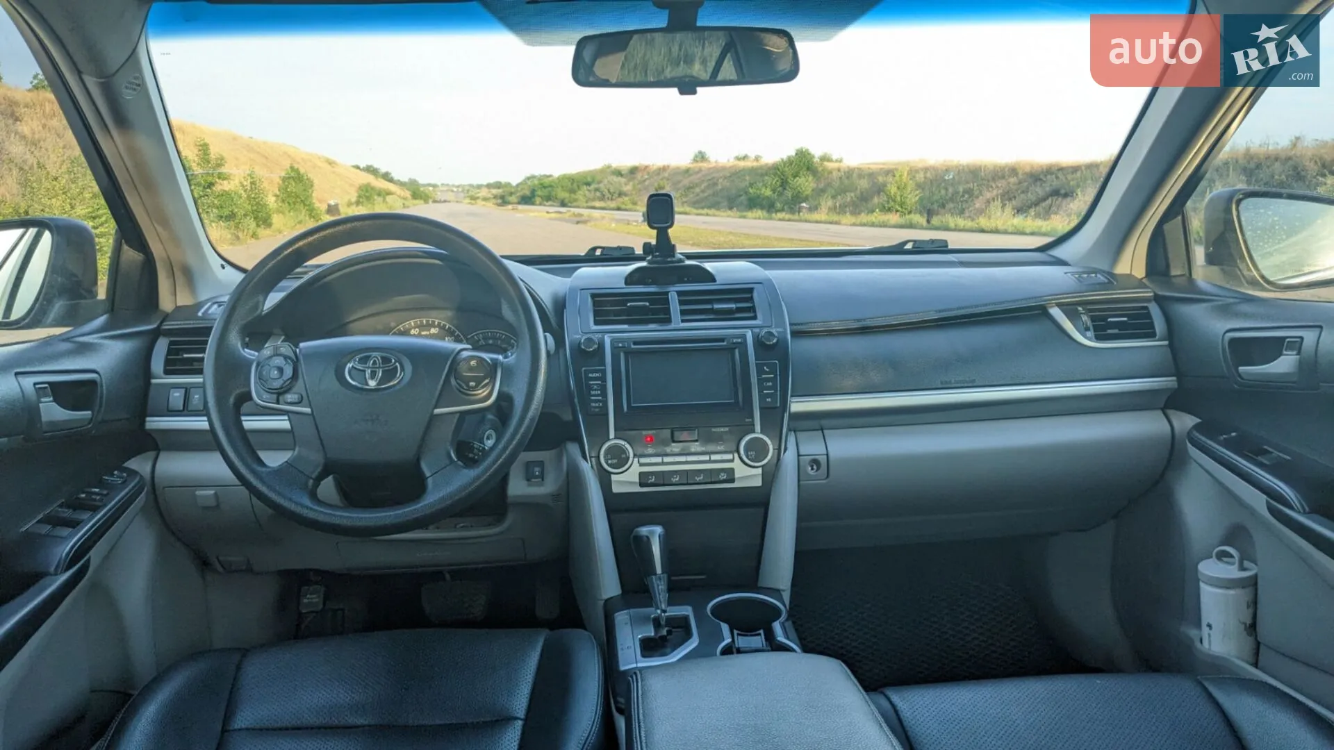2012 Toyota Camry - мініатюра 2