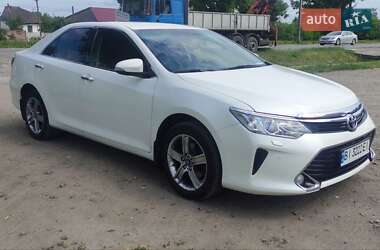 Седан Toyota Camry 2015 в 