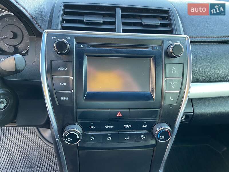 Седан Toyota Camry 2014 в Тернополе