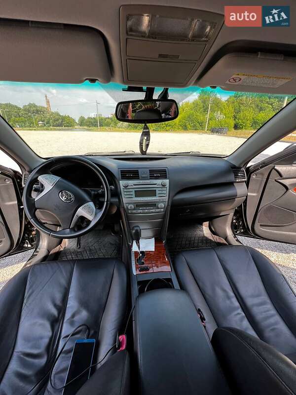 Седан Toyota Camry 2008 в Каменском фото 28 Седан Toyota Camry 2008 в Каменском