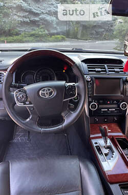Седан Toyota Camry 2012 в 