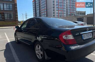 Седан Toyota Camry 2003 в Чернигове