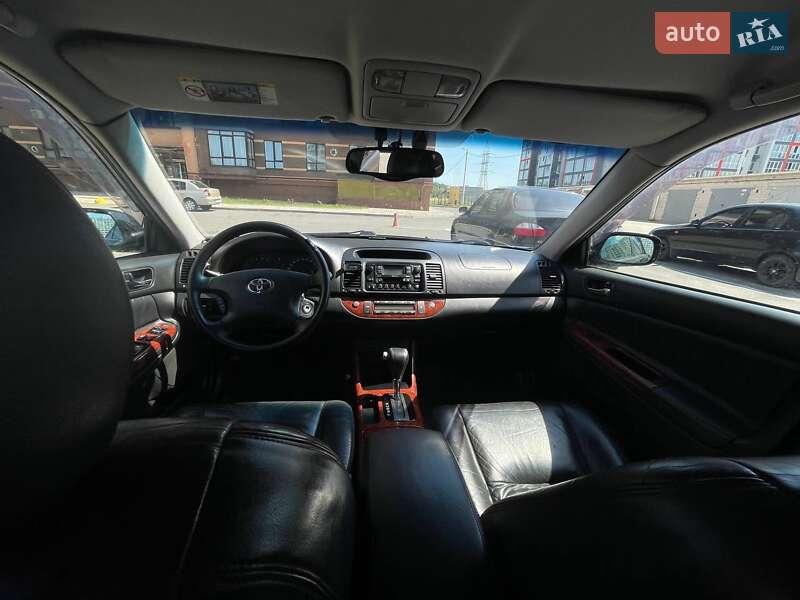 Седан Toyota Camry 2003 в Чернігові
