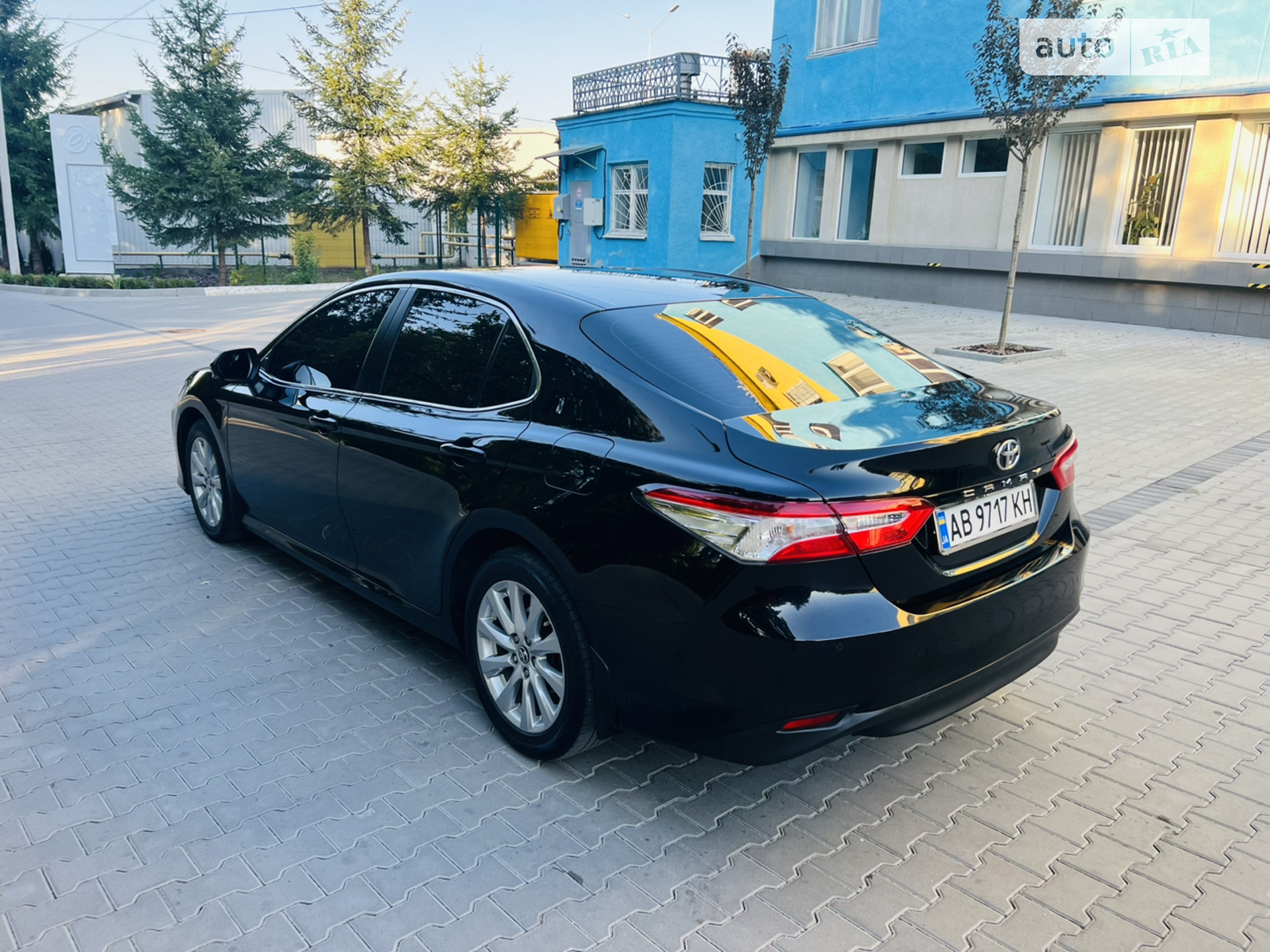2017 Toyota Camry - мініатюра 13