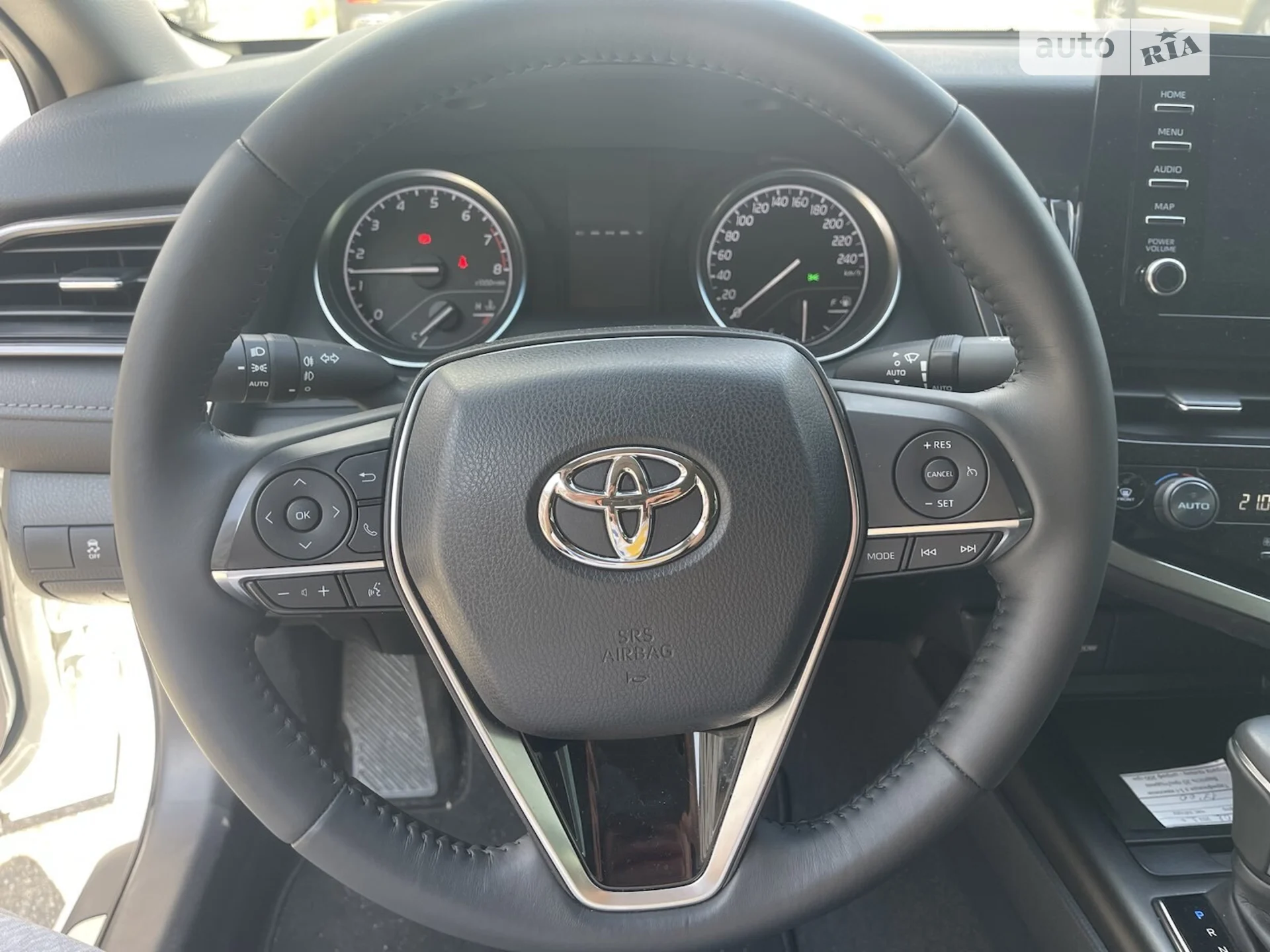 2021 Toyota Camry - мініатюра 4