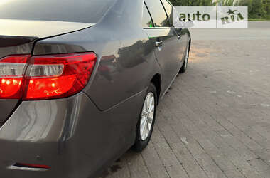 Седан Toyota Camry 2013 в Стрые