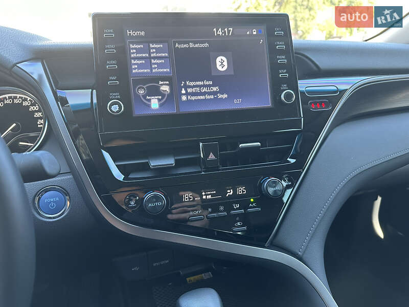 Седан Toyota Camry 2022 в Києві