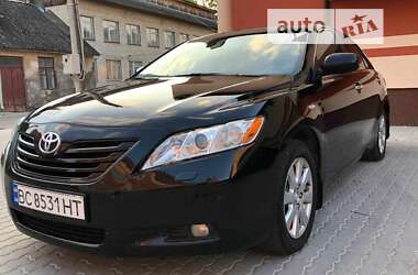 Седан Toyota Camry 2008 в Львове