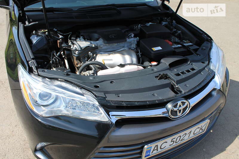 Седан Toyota Camry 2015 в Владимире