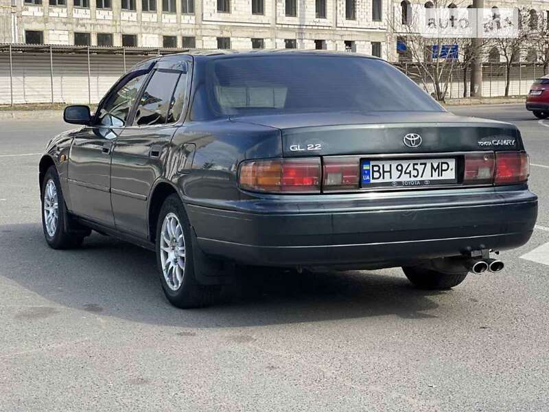 Седан Toyota Camry 1992 в Одесі