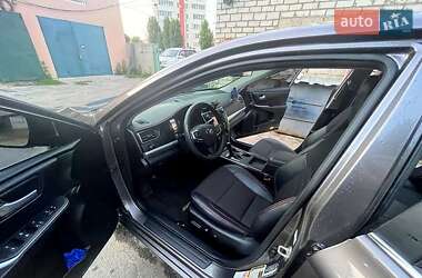 Седан Toyota Camry 2016 в Харькове