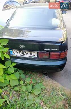 Седан Toyota Camry 1993 в Києві