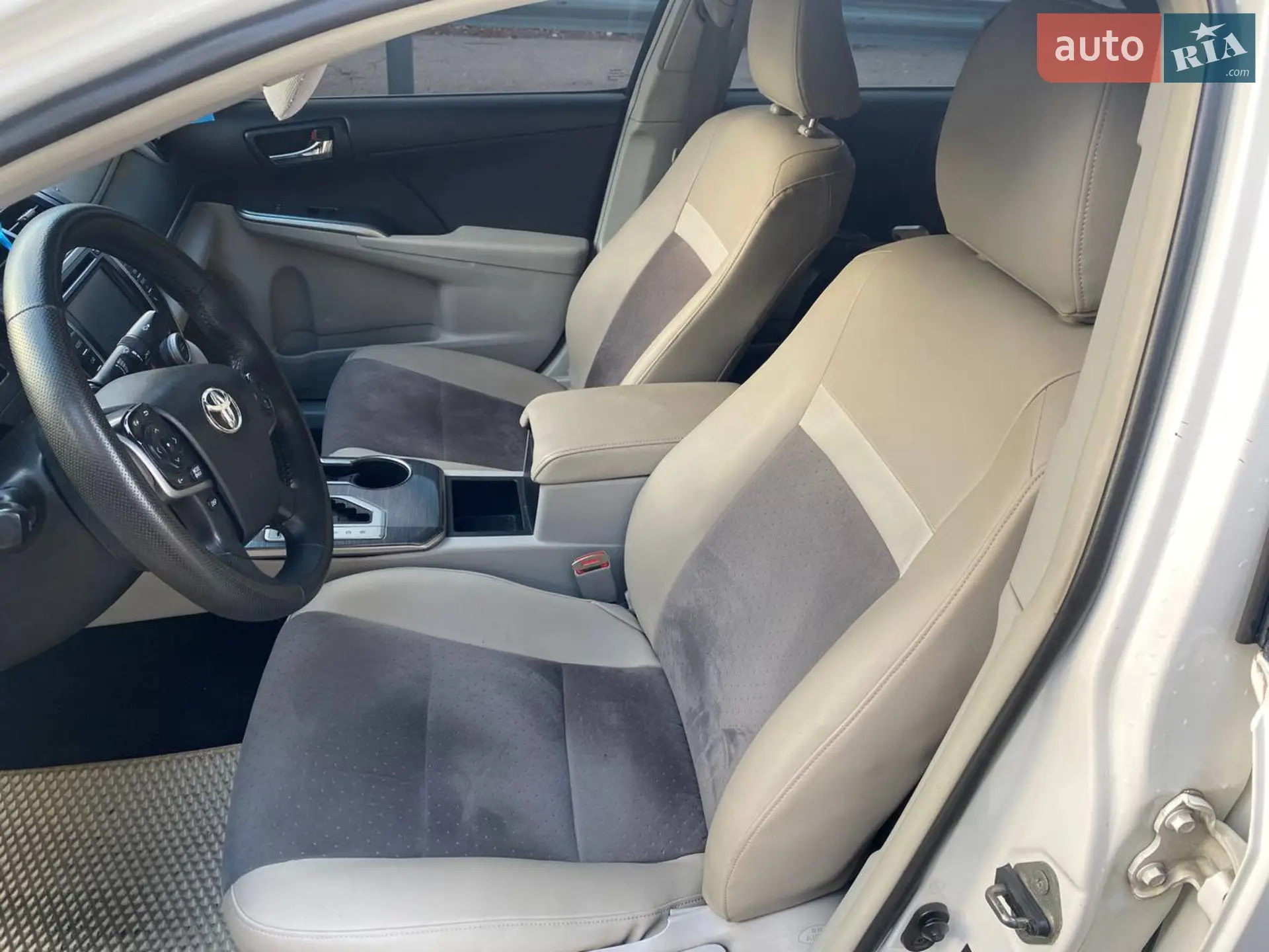 2013 Toyota Camry - мініатюра 11